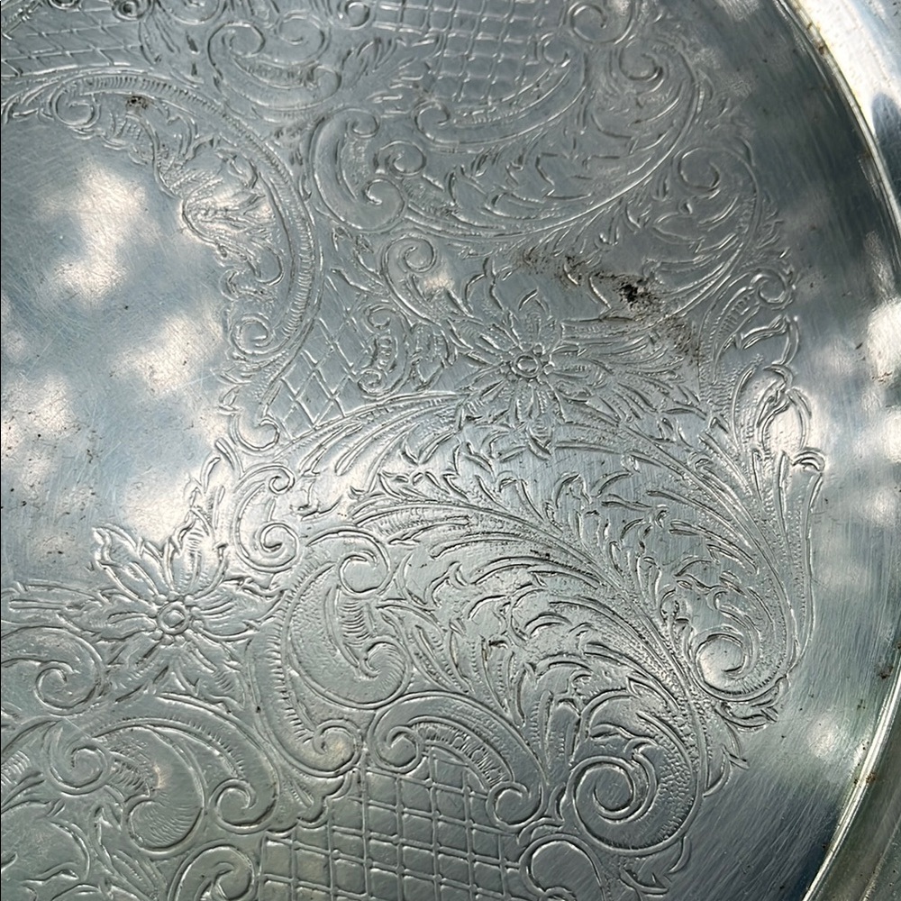 Elegant Silver Plated Serving Tray - Picture 10 of 13